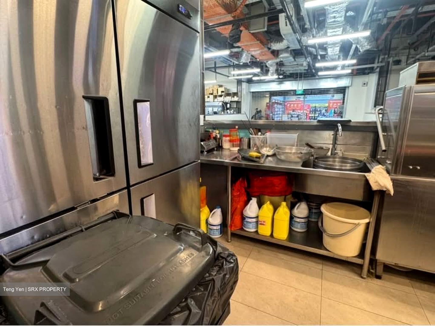 Tampines Central 1 (D18), Retail #573916211
